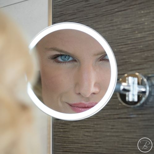 Magnifying Mirrors LED – New from HiB