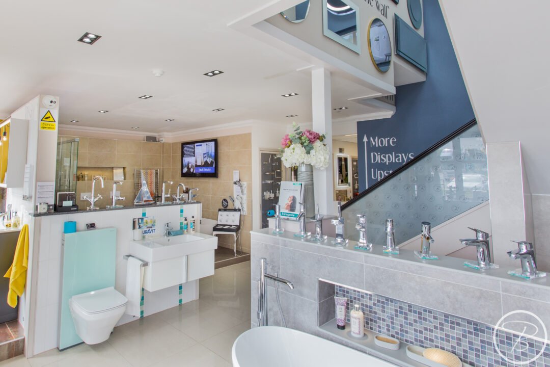 Showroom - front