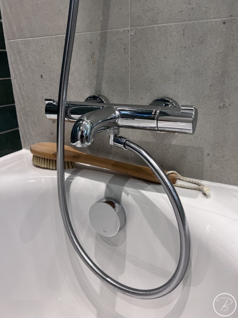 Bath Filler