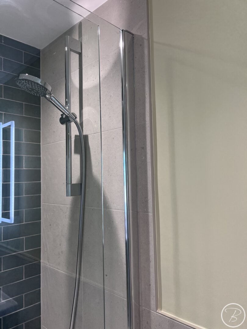 Bath Screen