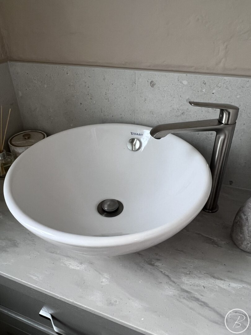 Bowl and Towel Rail