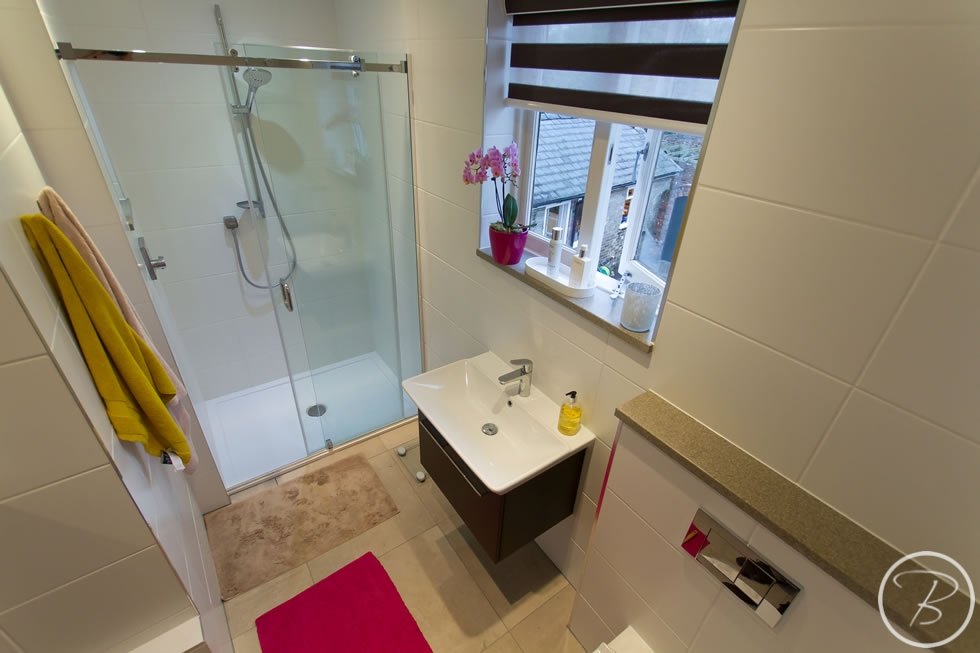 Customer En Suite in Bury St Edmunds by Baytree Bathrooms