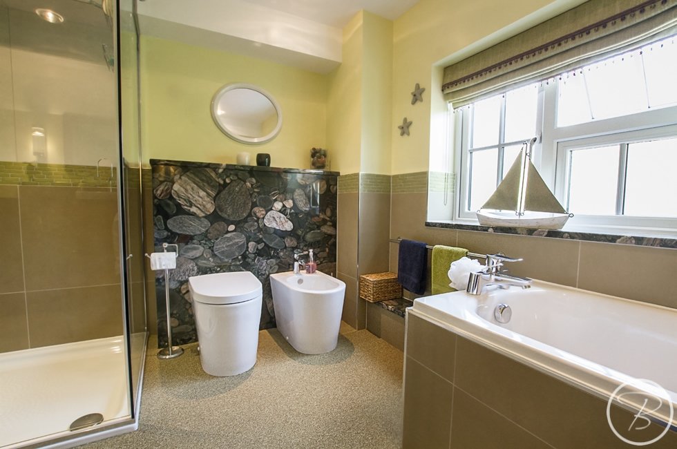 Customer En Suite in Bury St Edmunds by Baytree Bathrooms