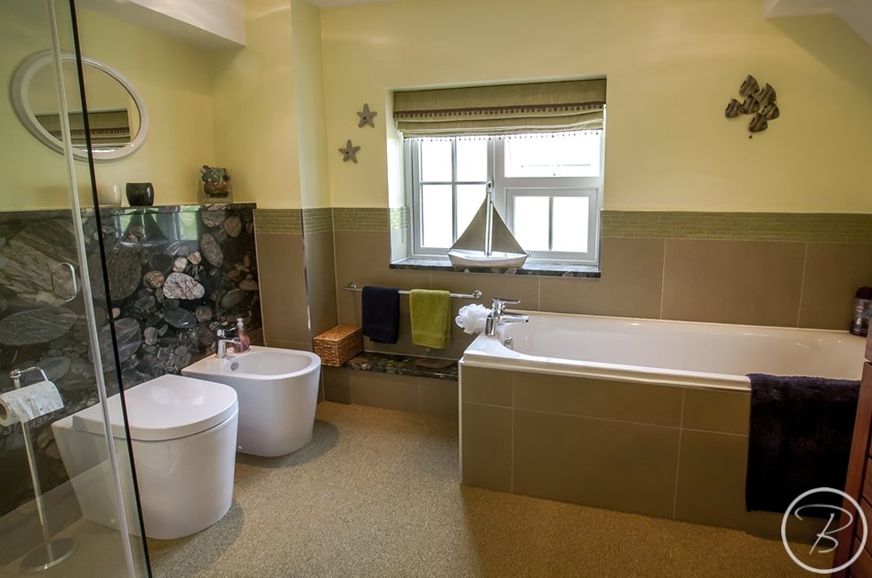 Customer En Suite in Bury St Edmunds by Baytree Bathrooms