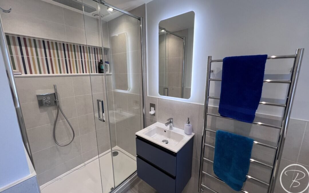 Enclosure and Vanity