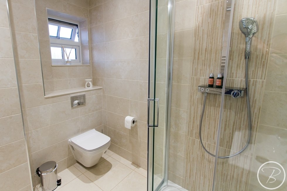fully tiled ensuite