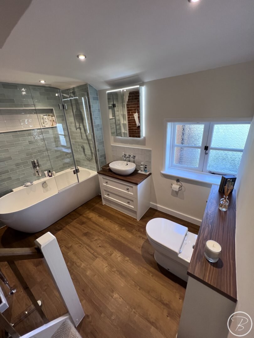 Full Bathroom