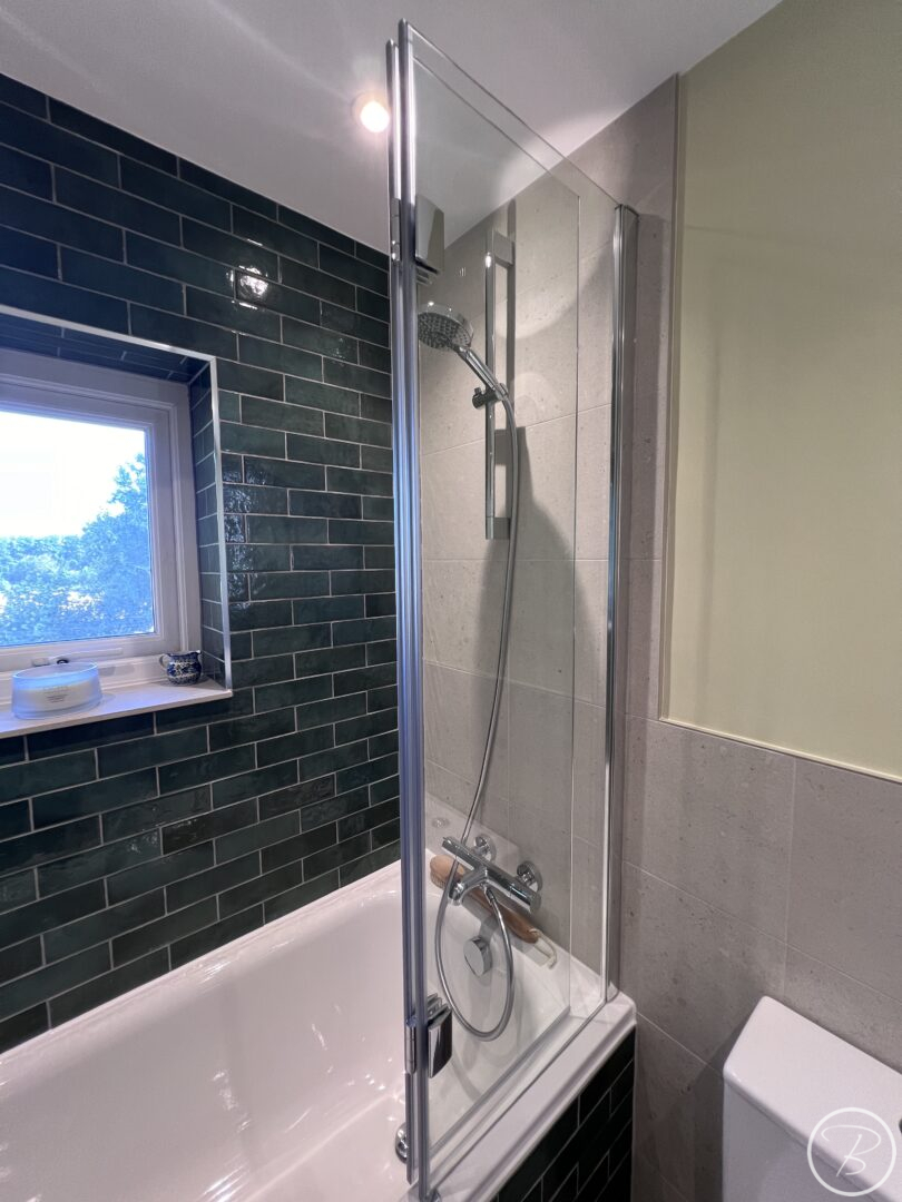 Full View Bath Screen
