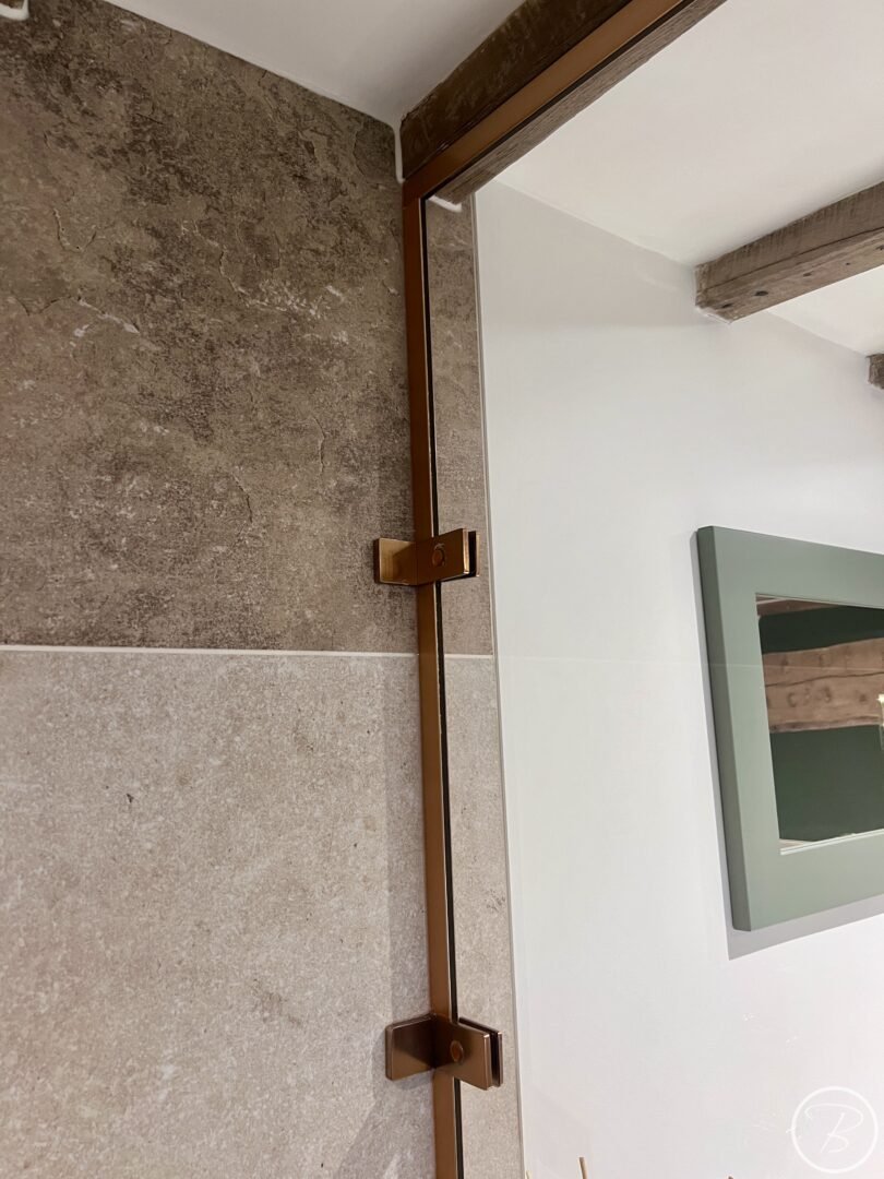 Glass Profiles in Copper