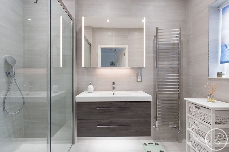 Guest Ensuite in Ipswich designed and installed by Baytree Bathrooms