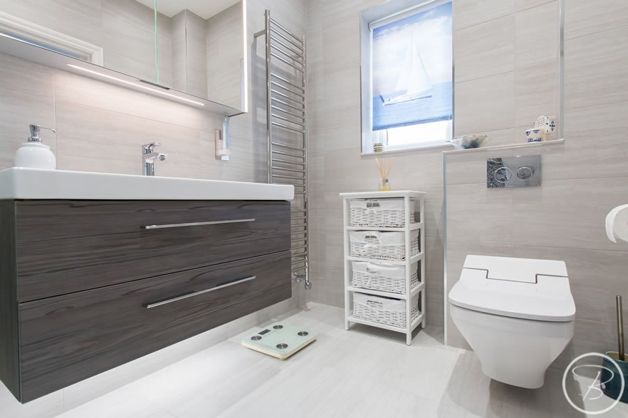 Guest Ensuite in Ipswich designed and installed by Baytree Bathrooms