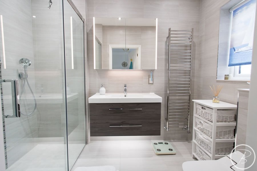 Guest Ensuite in Ipswich designed and installed by Baytree Bathrooms