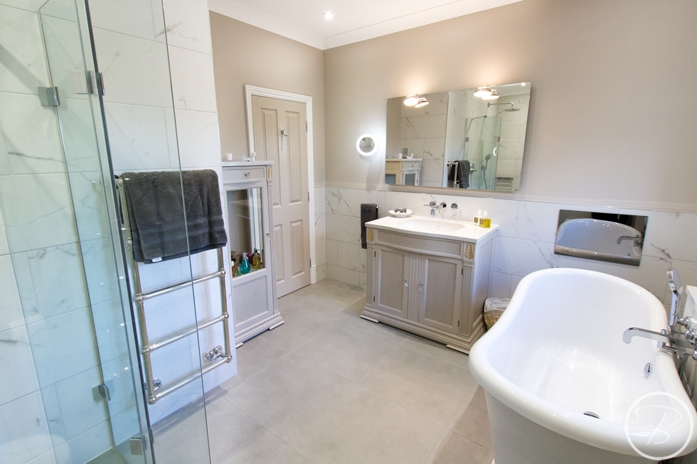 Traditional Bathroom