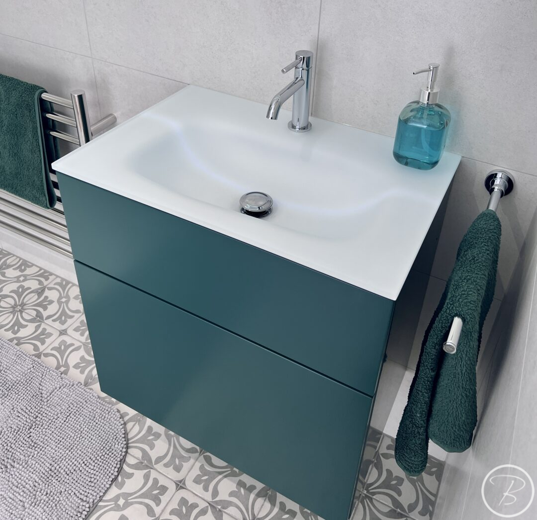 Vanity Unit & Glass Sink