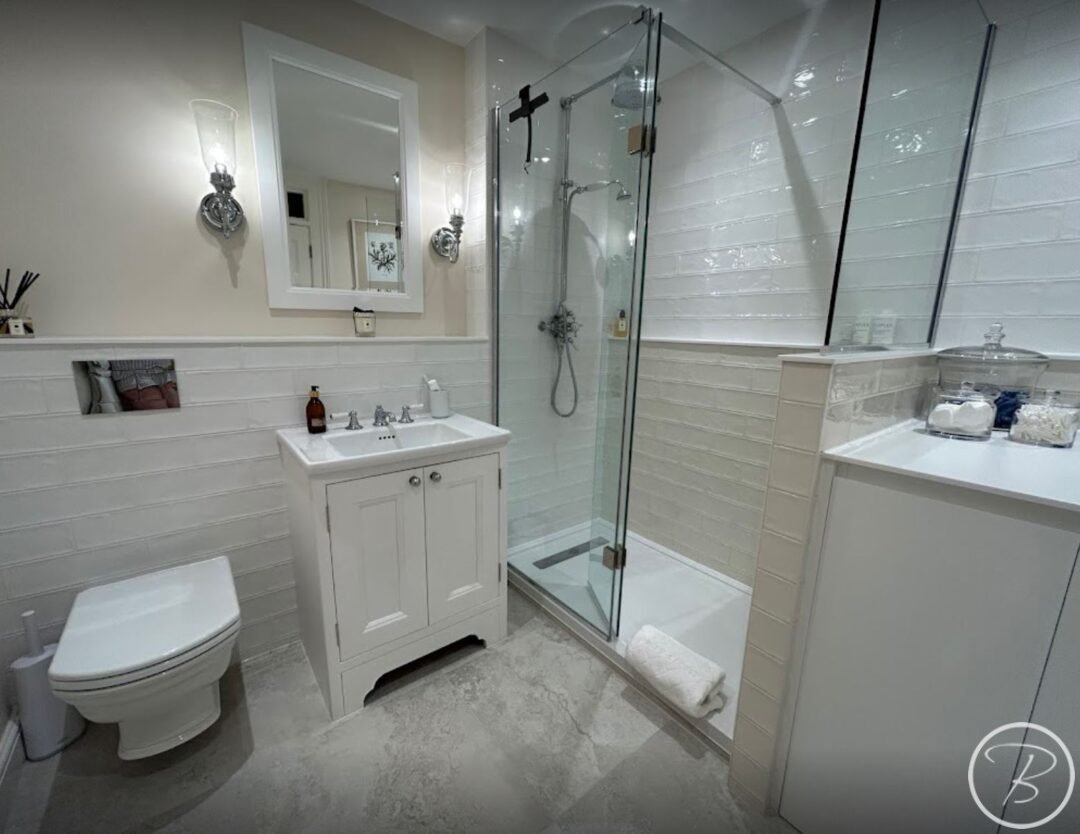 View with WC & Vanity