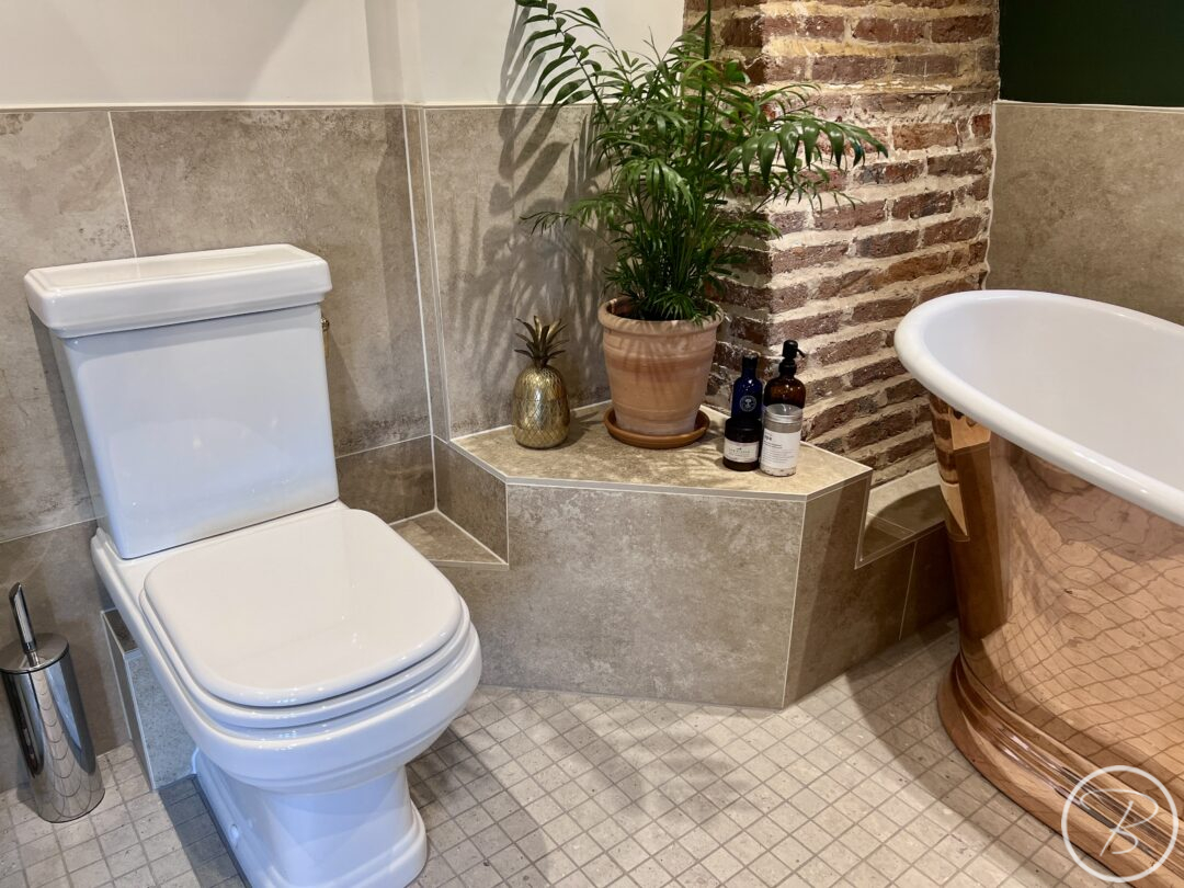 WC & Copper Bath