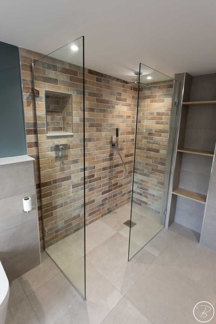 Shower enclosure at Bathroom in Old Newton by Baytree Bathrooms