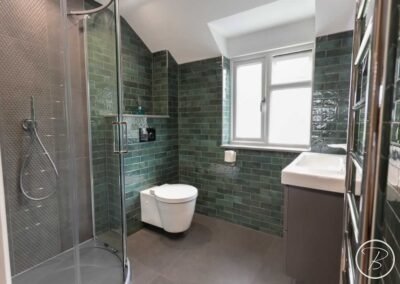 Ensuite in Old Newton